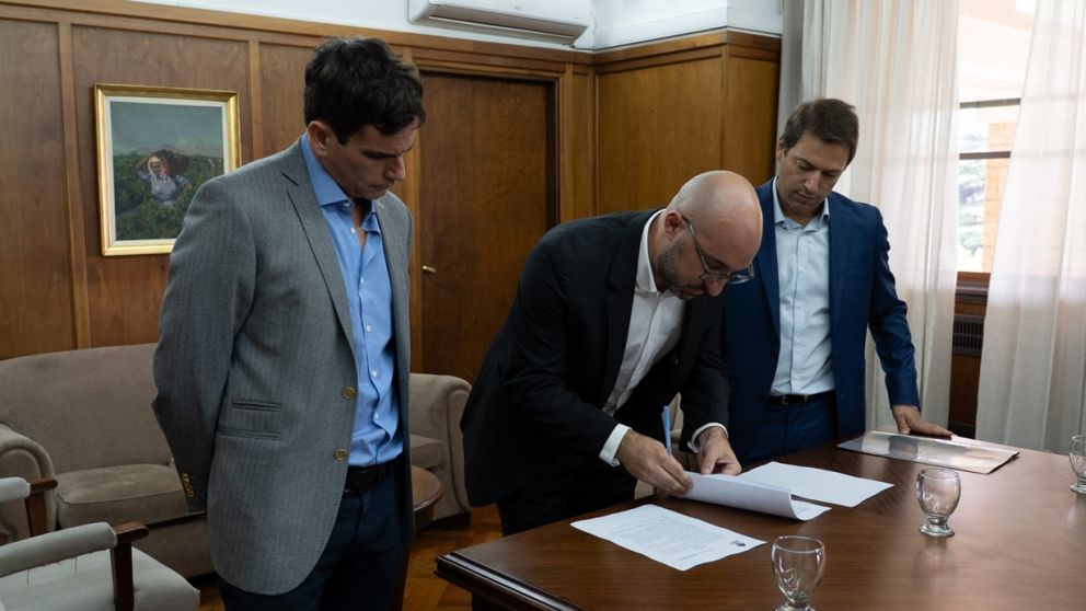 Mendoza inicia la implementaci�n de infraestructura para proyectos de Inteligencia Artificial en la gesti�n p�blica