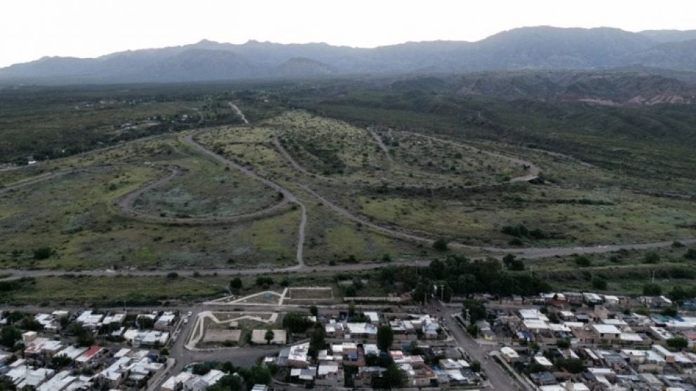 Ulpiano Suarez celebró el avance del gobierno provincial sobre los terrenos del ex autódromo General San Martín