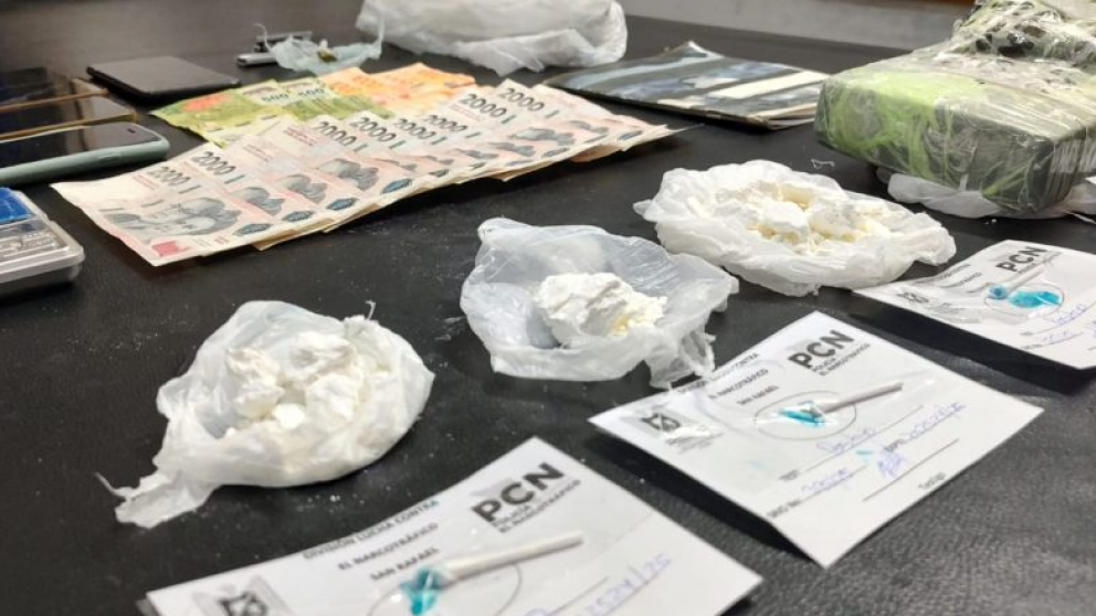 Desbarataron un kiosco de drogas que funcionaba en San Rafael: dos detenidos