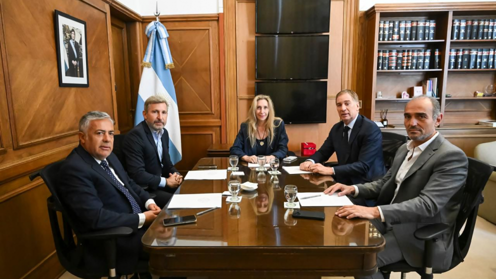 El regreso de Jaliff, la trastienda inversionista y las amenazas de tiroteo: la compleja agenda de Mendoza