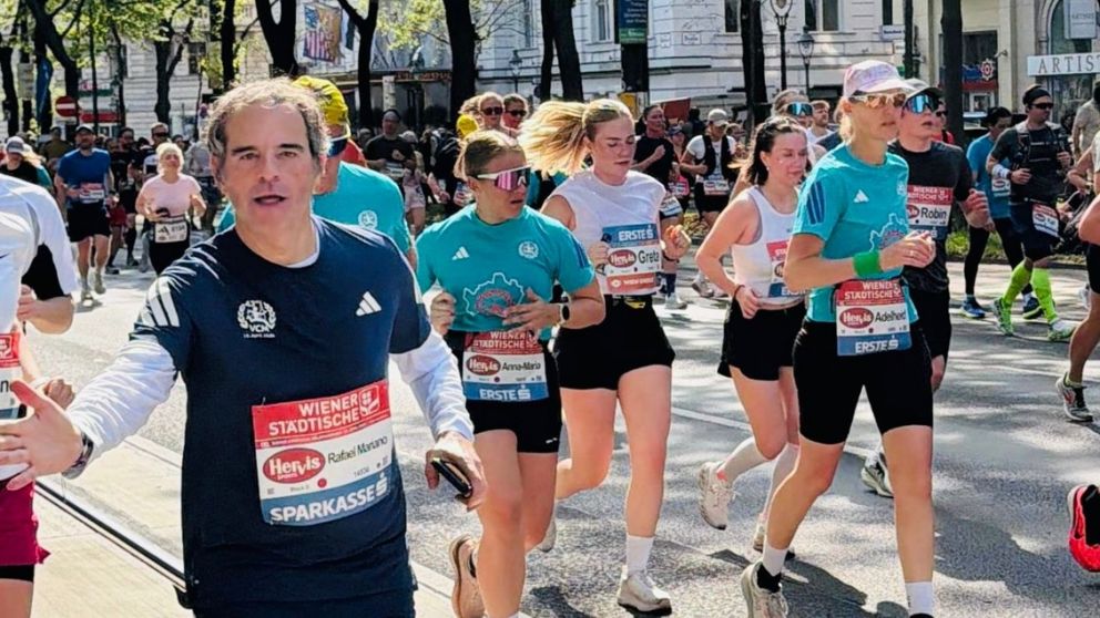 Domingo 19. Viena. Rafael Grossi corri� la marat�n de la ciudad, una de las m�s importantes del mundo.
