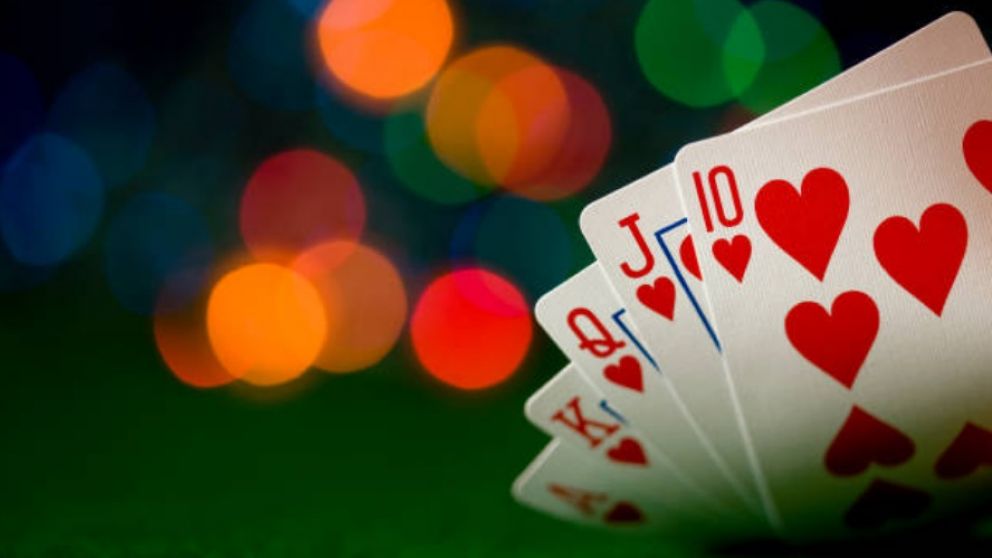 Variantes del poker en línea: más allá del Texas Hold’em