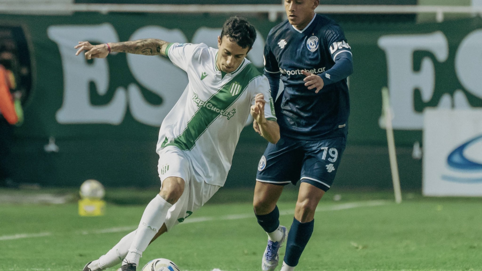 La Lepra sigue sumando: empat� ante Banfield y contin�a en lo m�s alto de la tabla
