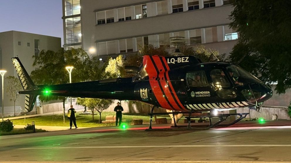 Grave accidente en alta montaña: un motociclista fue rescatado en helicóptero sanitario