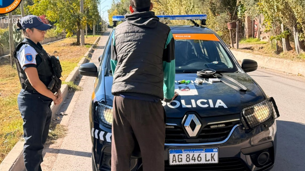 Intensificaron los controles en Maipú y detuvieron a un hombre con droga