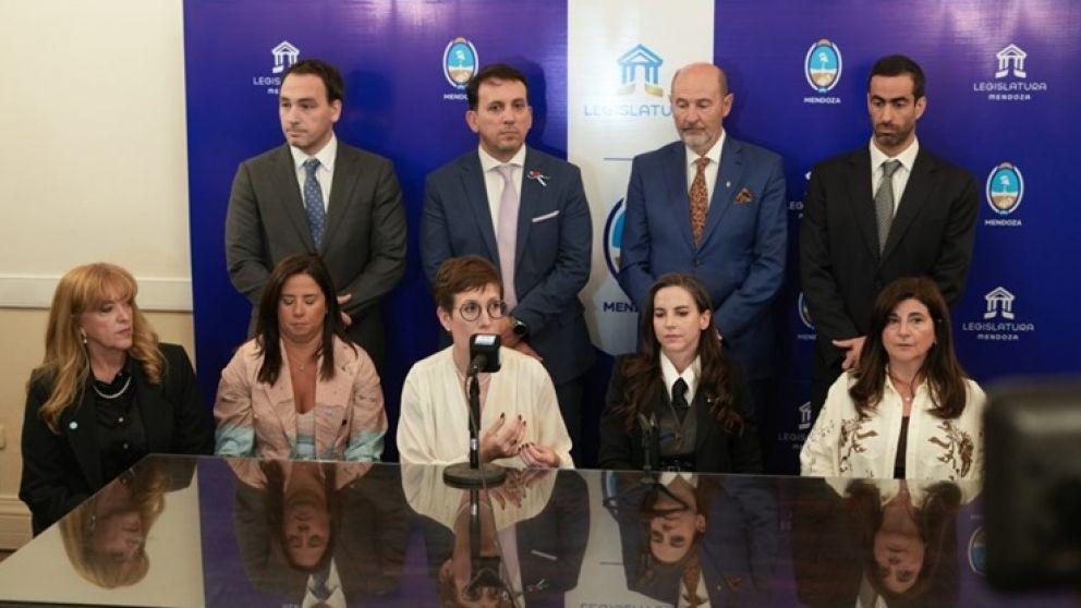 El gabinete amplió los anuncios del Gobernador para el nuevo año legislativo: inversión, empleo y servicios