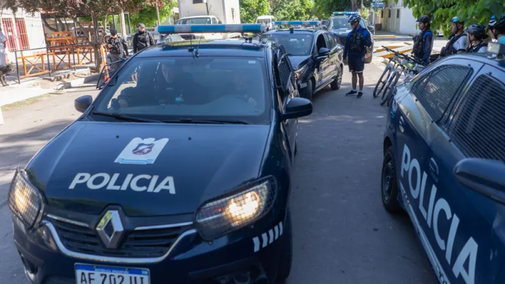 Tres menores fueron detenidos en Luj�n de Cuyo por asaltar a otro adolescente con un arma de juguete