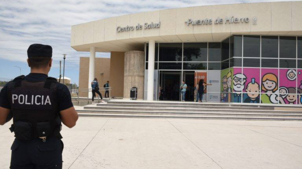 Qu� dijo el Ministerio de Seguridad por el encontronazo entre polic�as y m�dicos en un hospital de Guaymall�n