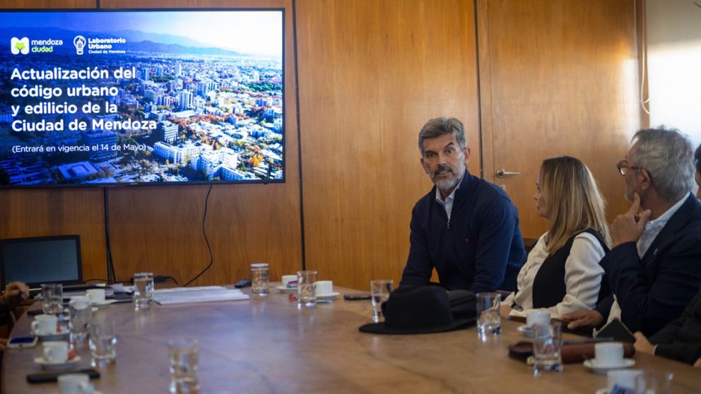Ciudad de Mendoza: Ulpiano Suarez presentó el nuevo Código de Edificación con fuerte impulso a la inversión privada