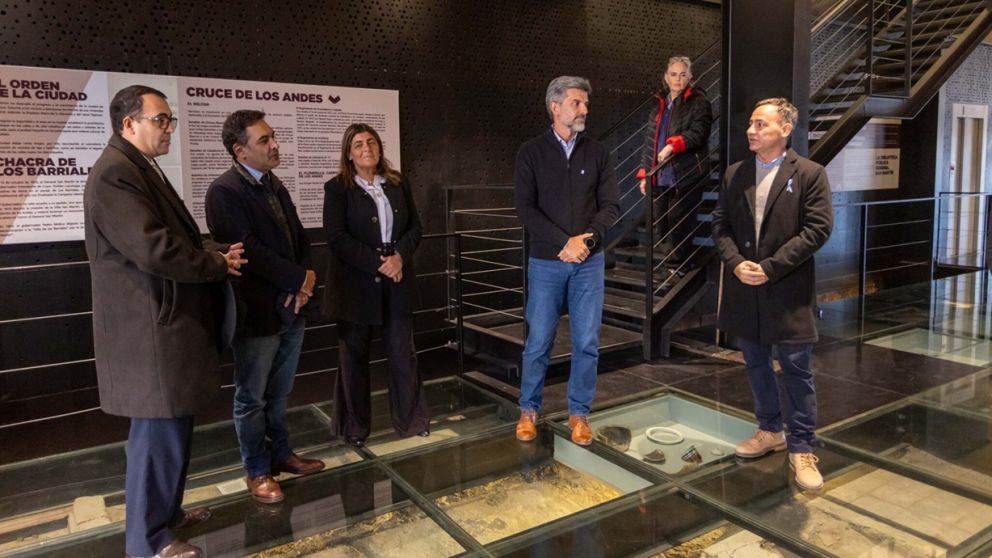 Ulpiano Suarez recibió a referentes del “El Senado va a la Escuela” en la Casa de San Martín