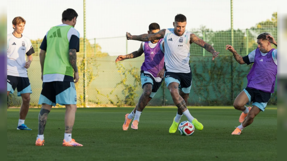 Scaloni empieza a perfilar el equipo argentino para enfrentar a Honduras