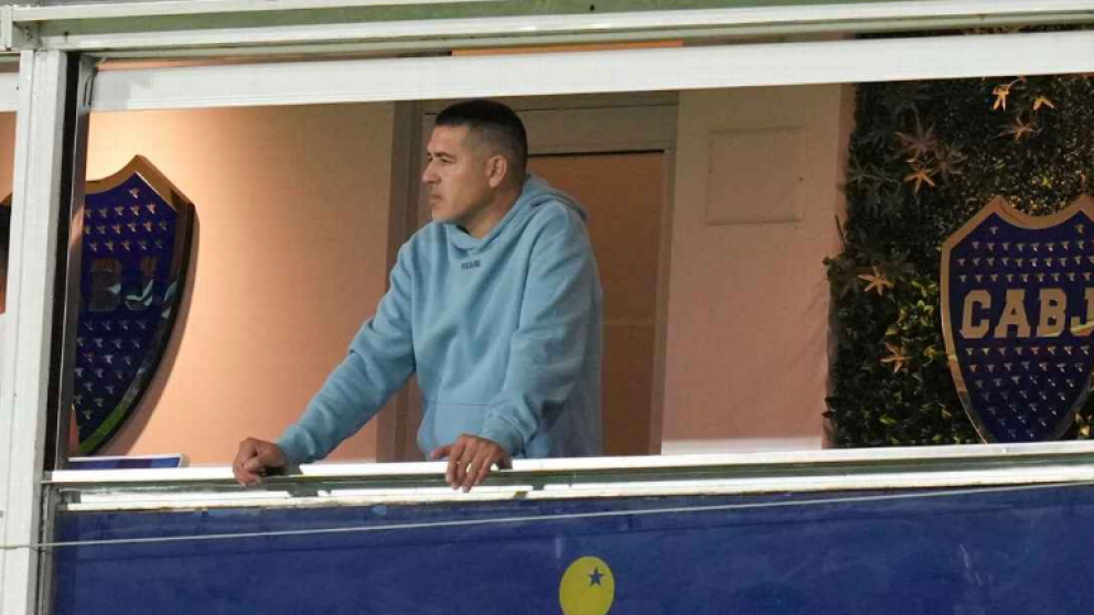 Boca contact� al entrenador que encabeza la lista de Juan Rom�n Riquelme