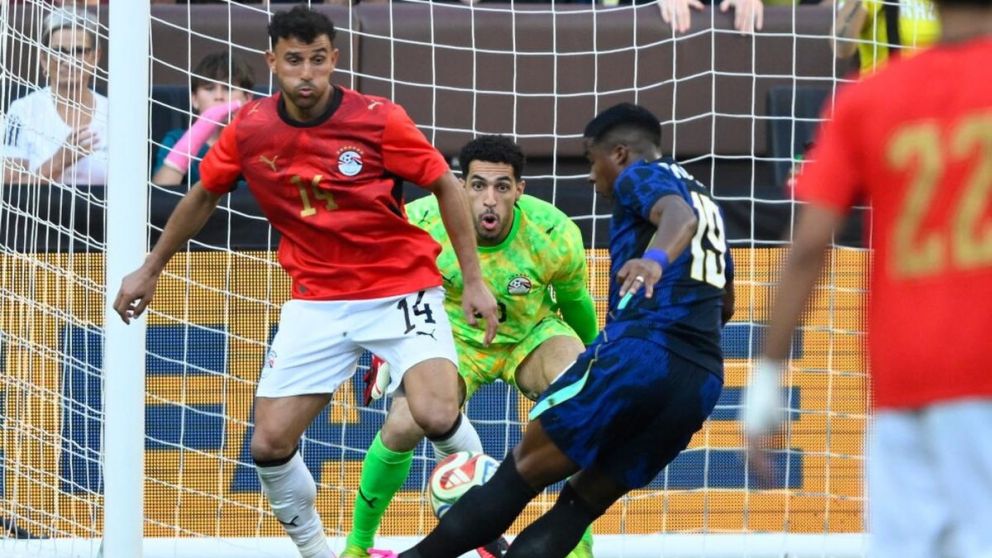 Brasil le gan� con lo justo a Egipto y Carlo Ancelotti termin� preocupado por la salida de un futbolista