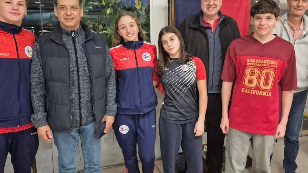 Regatas distingui� a sus deportistas m�s destacados por sus logros y compromiso