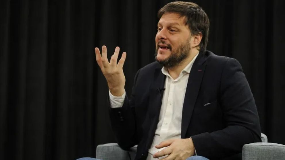 Reorganizaci�n, cr�ticas y realismo: qu� esperar del arribo de Leandro Santoro a Mendoza