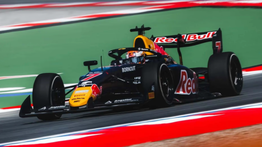 Fórmula 3: Mattia Colnaghi debió abandonar la carrera sprint del GP de España