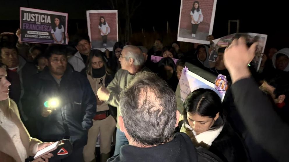 Luj�n de Cuyo: vecinos reclamaron por la muerte de Francesca Villalba, la adolescente atropellada cuando iba al colegio