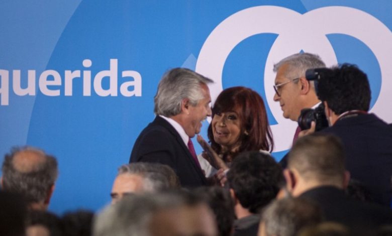 Alberto Fernández junto a Cristina Kirchner y Julián Domínguez