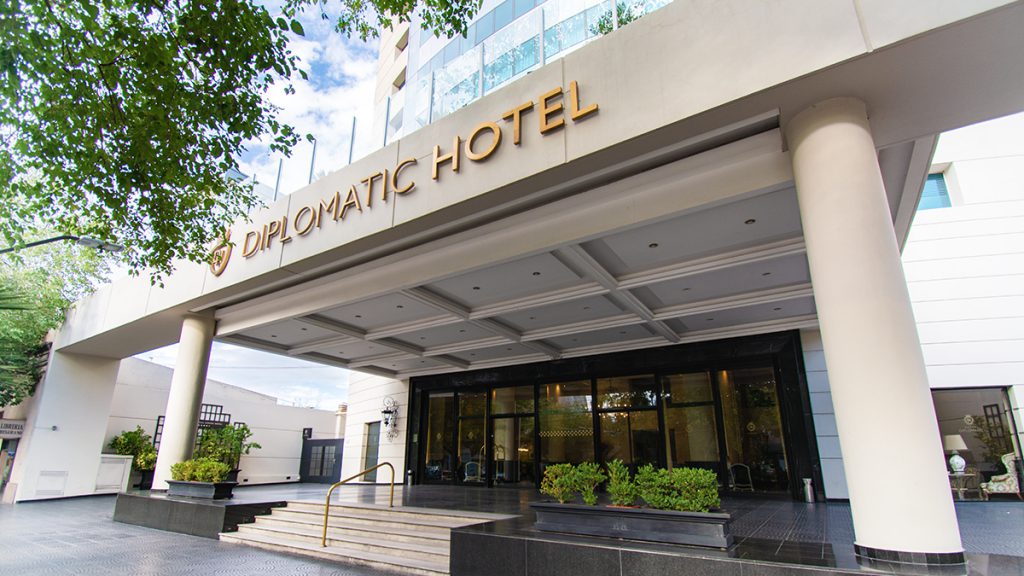 hotel diplomatic